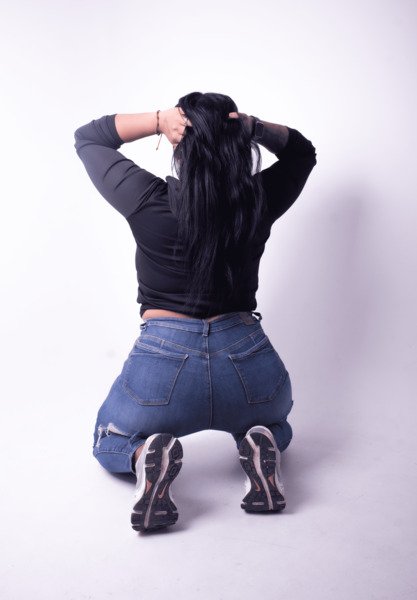 miacari from Jerkmate