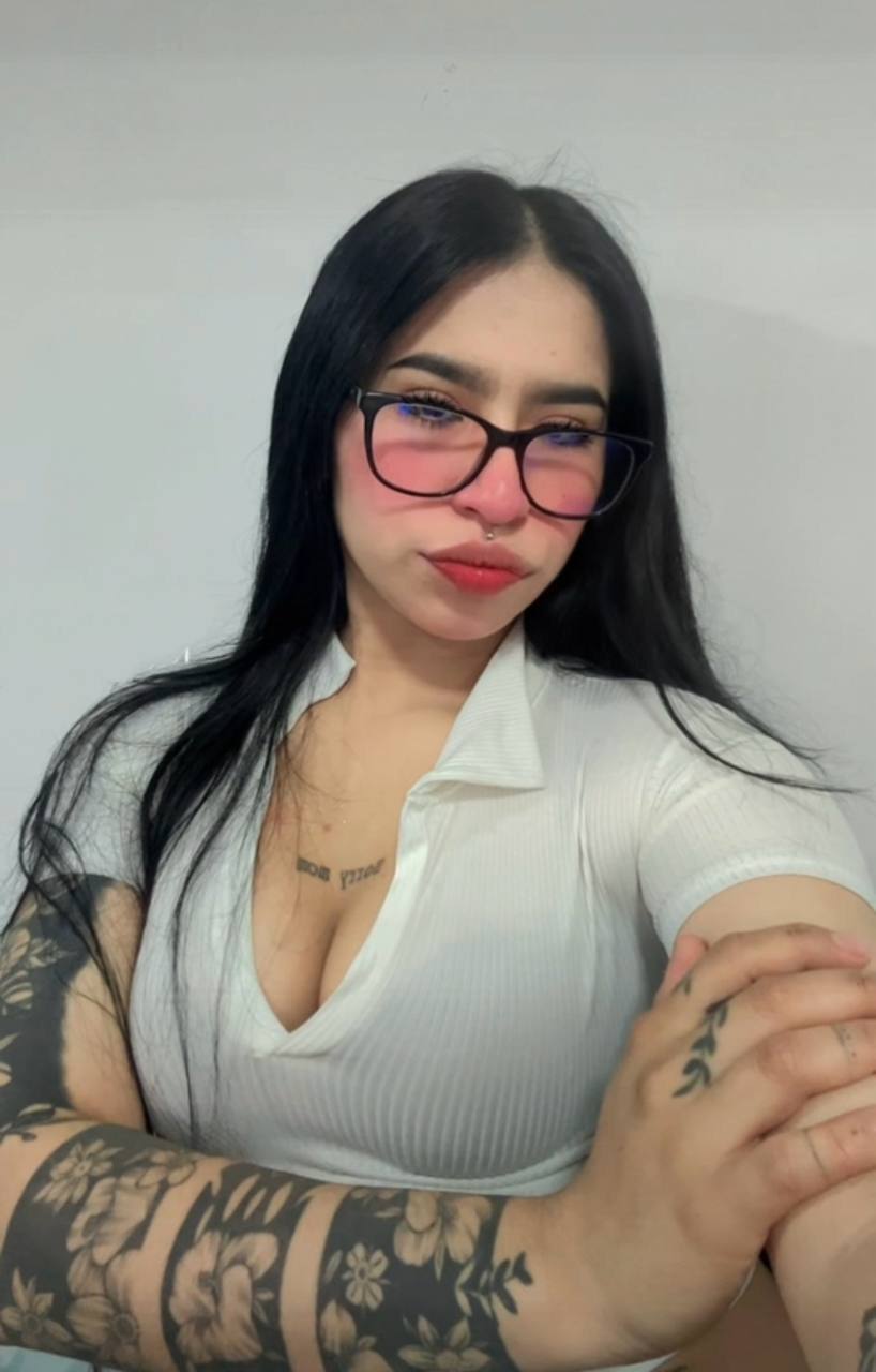 miafreya from Jerkmate