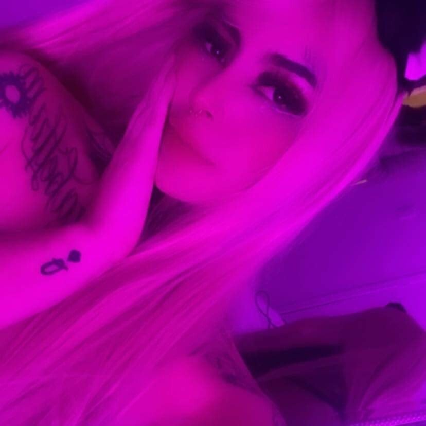 Miamoore28