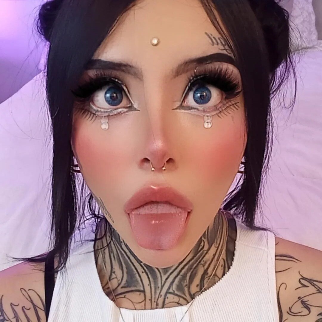 Miamoore28