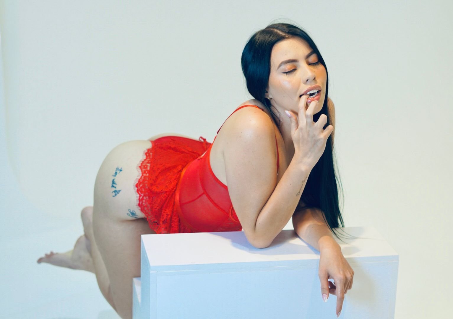 milaastorm from Jerkmate