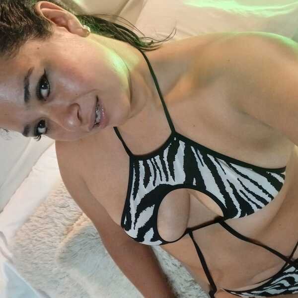 Milf_Alix