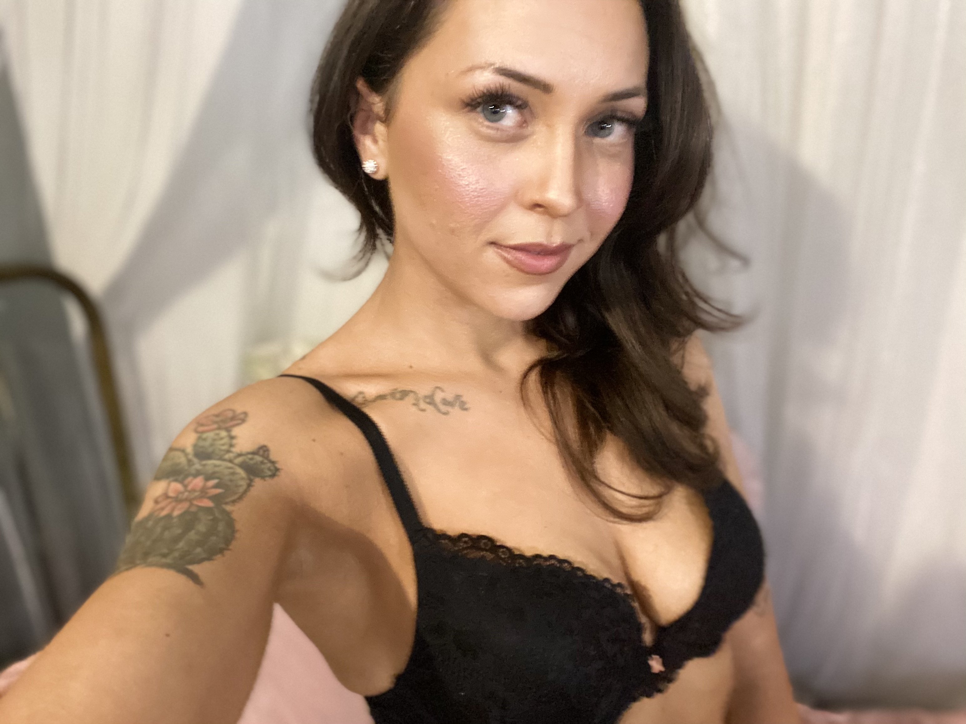 mindyjane from Jerkmate