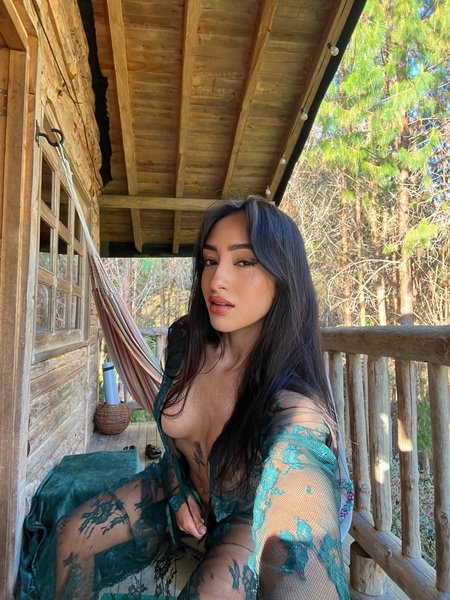 misssummerr from Jerkmate