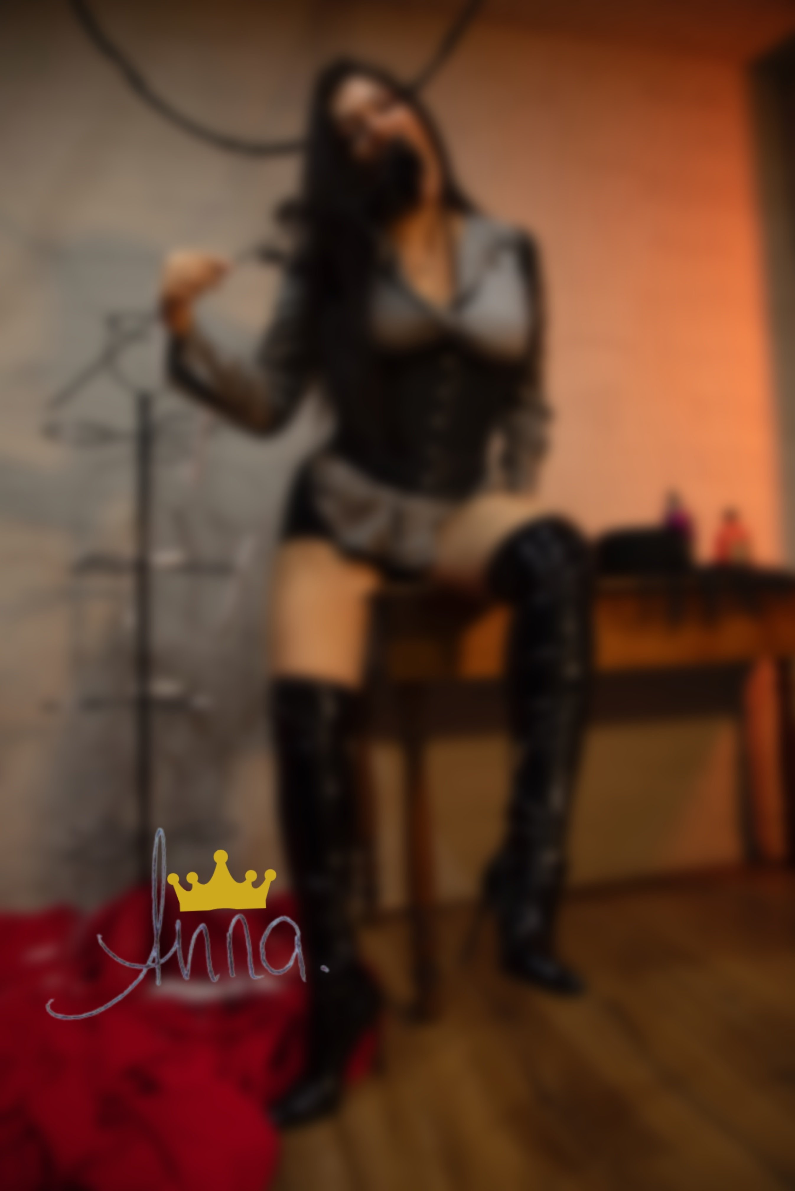 MistressAnna