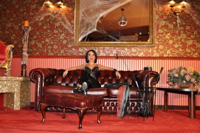 MistressWanda