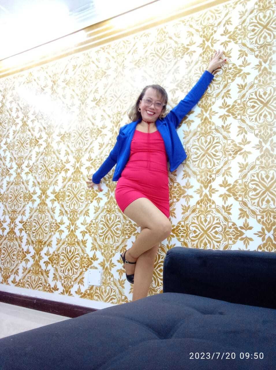 NICOLLEWAYY