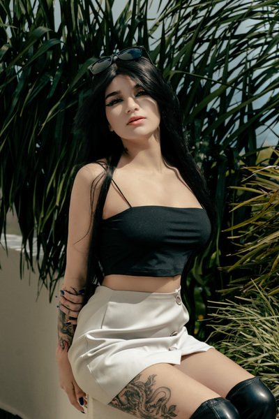 naomiblake from Jerkmate