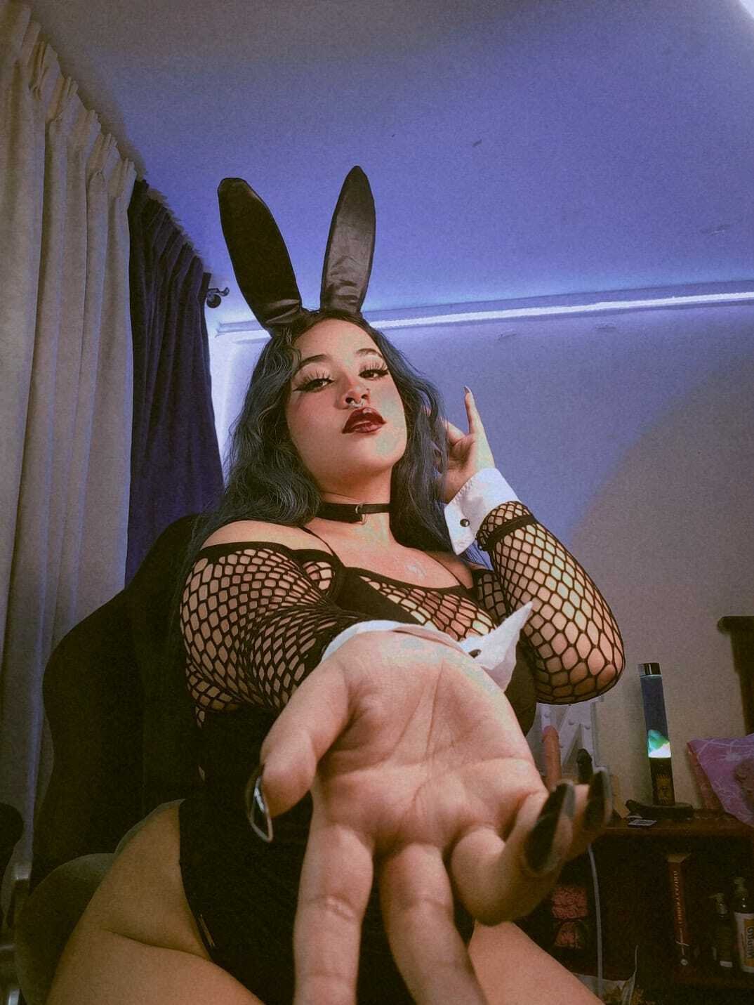 NaomyEvanss
