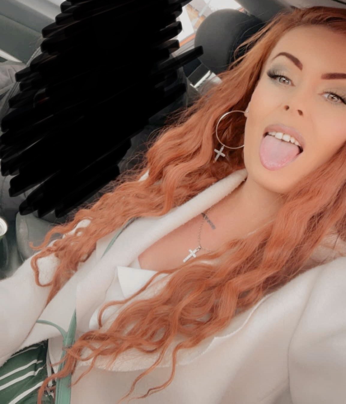 NaughtyLeahUK