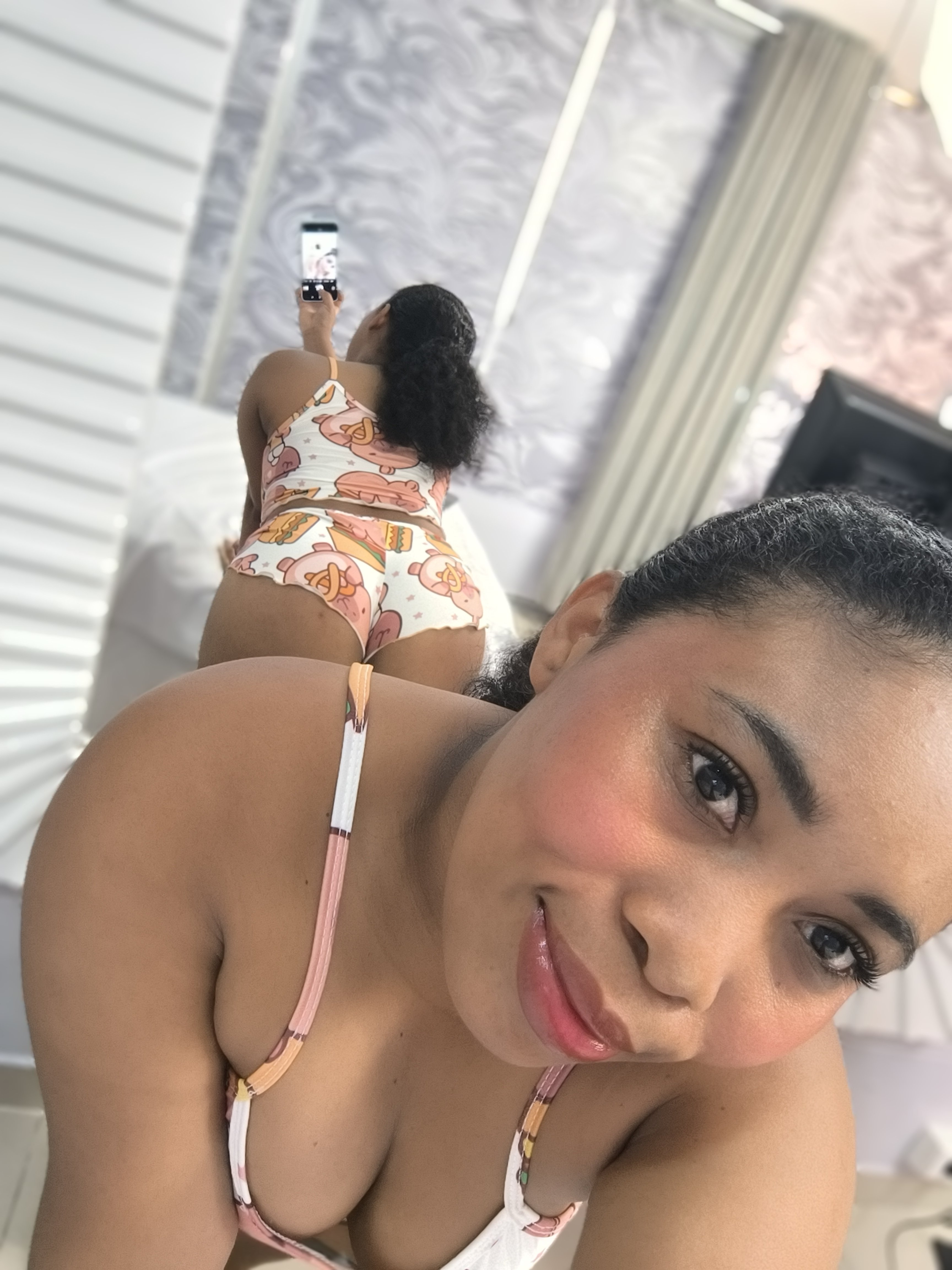 naylarose from Jerkmate