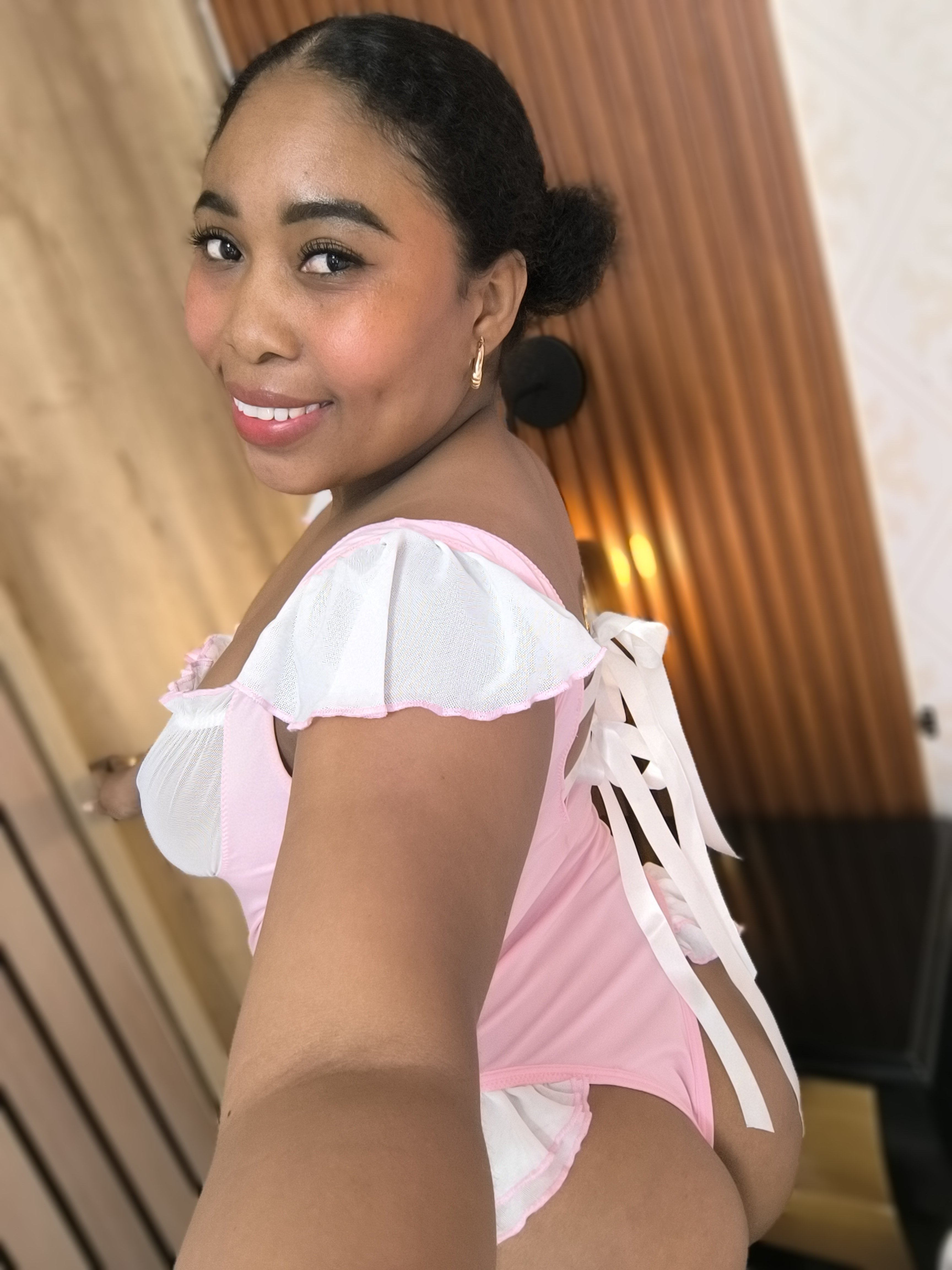 naylarose from Jerkmate