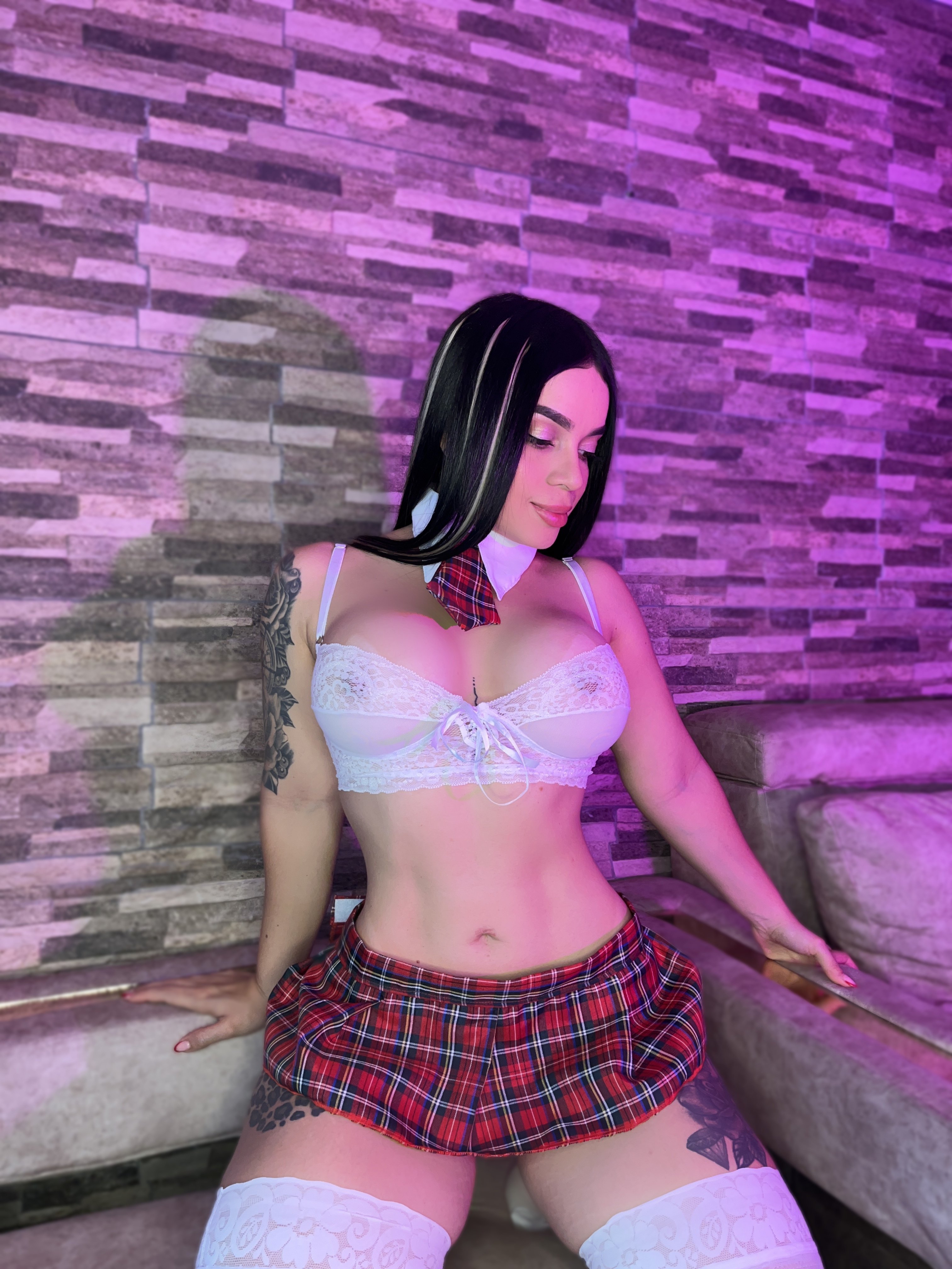 nicolwatson from Jerkmate