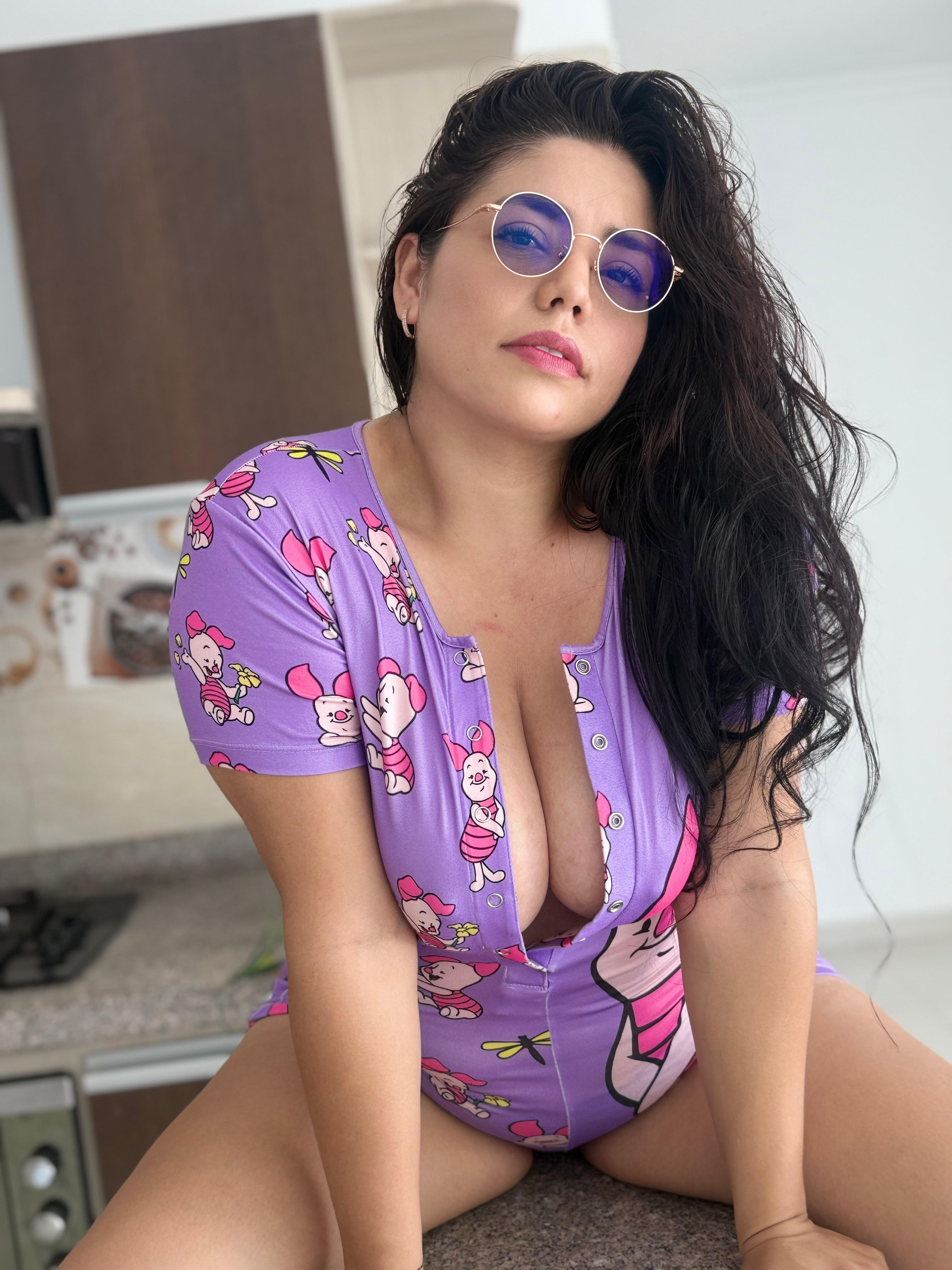 nicolle_bigboobs from Jerkmate