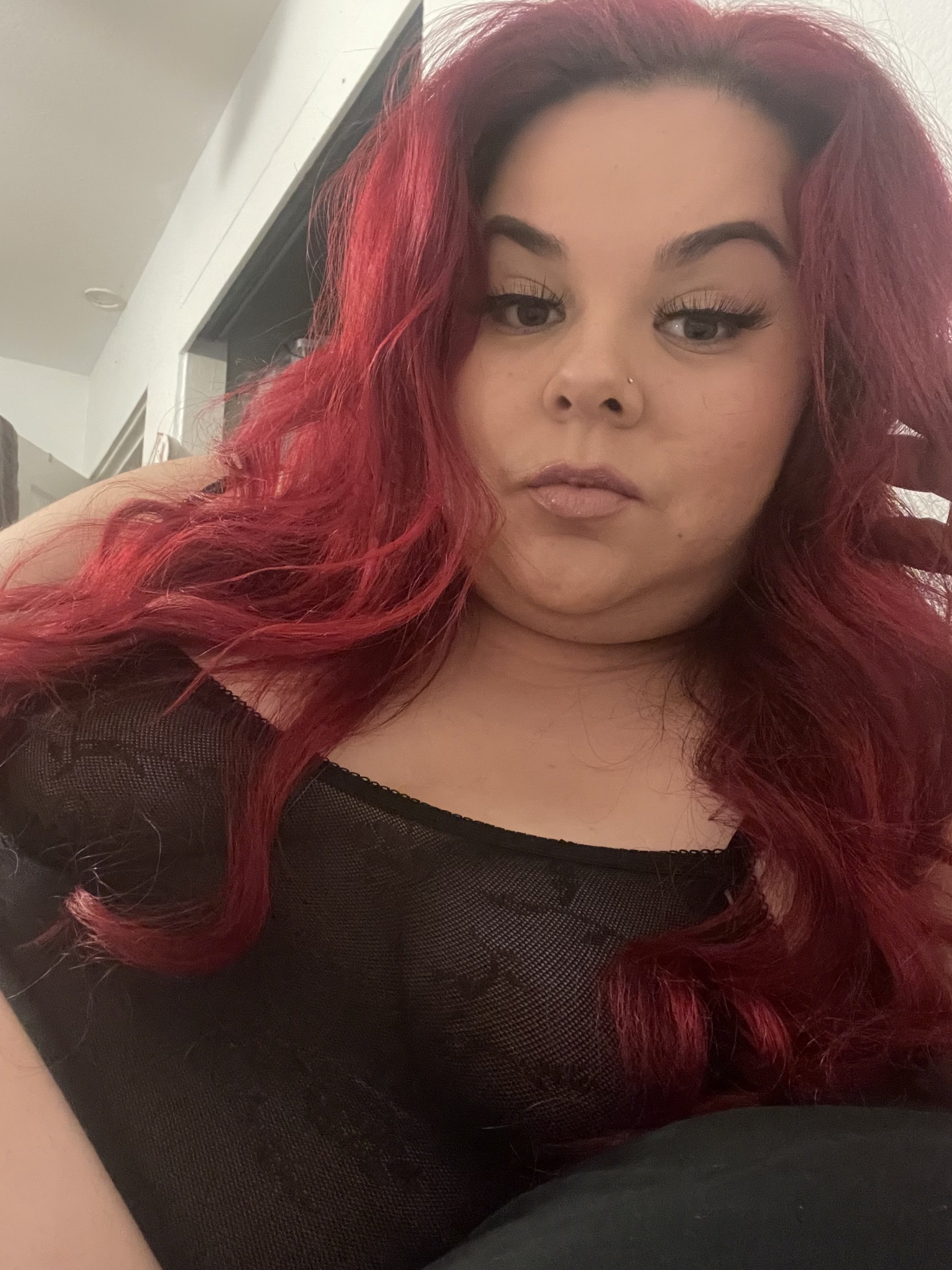 NikkiSeeThru