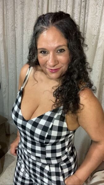 Nina1245