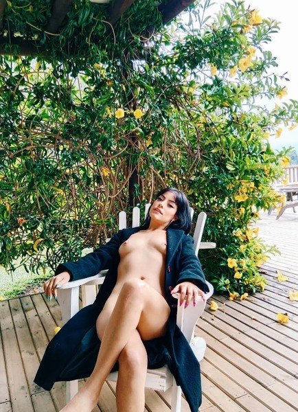 ninaromanof from Jerkmate