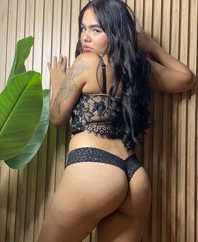 Nina_Bliss