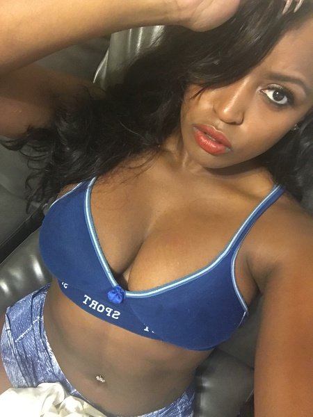NynaStaxx