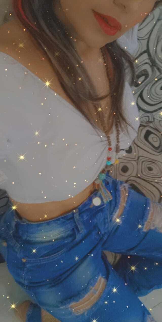 OrianaSaenz18