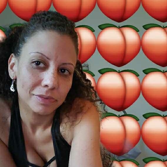 Puddledpeaches
