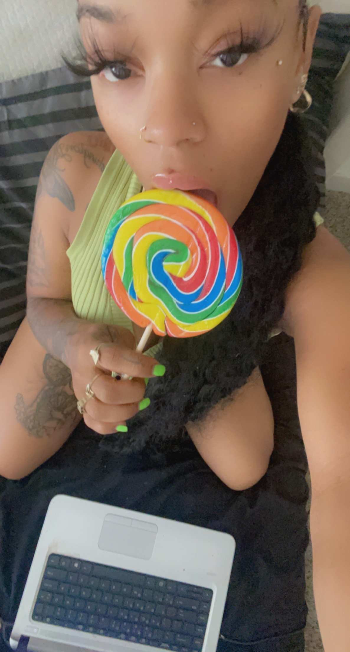 QueeenJ