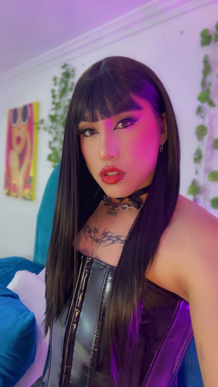 Queen_Ari