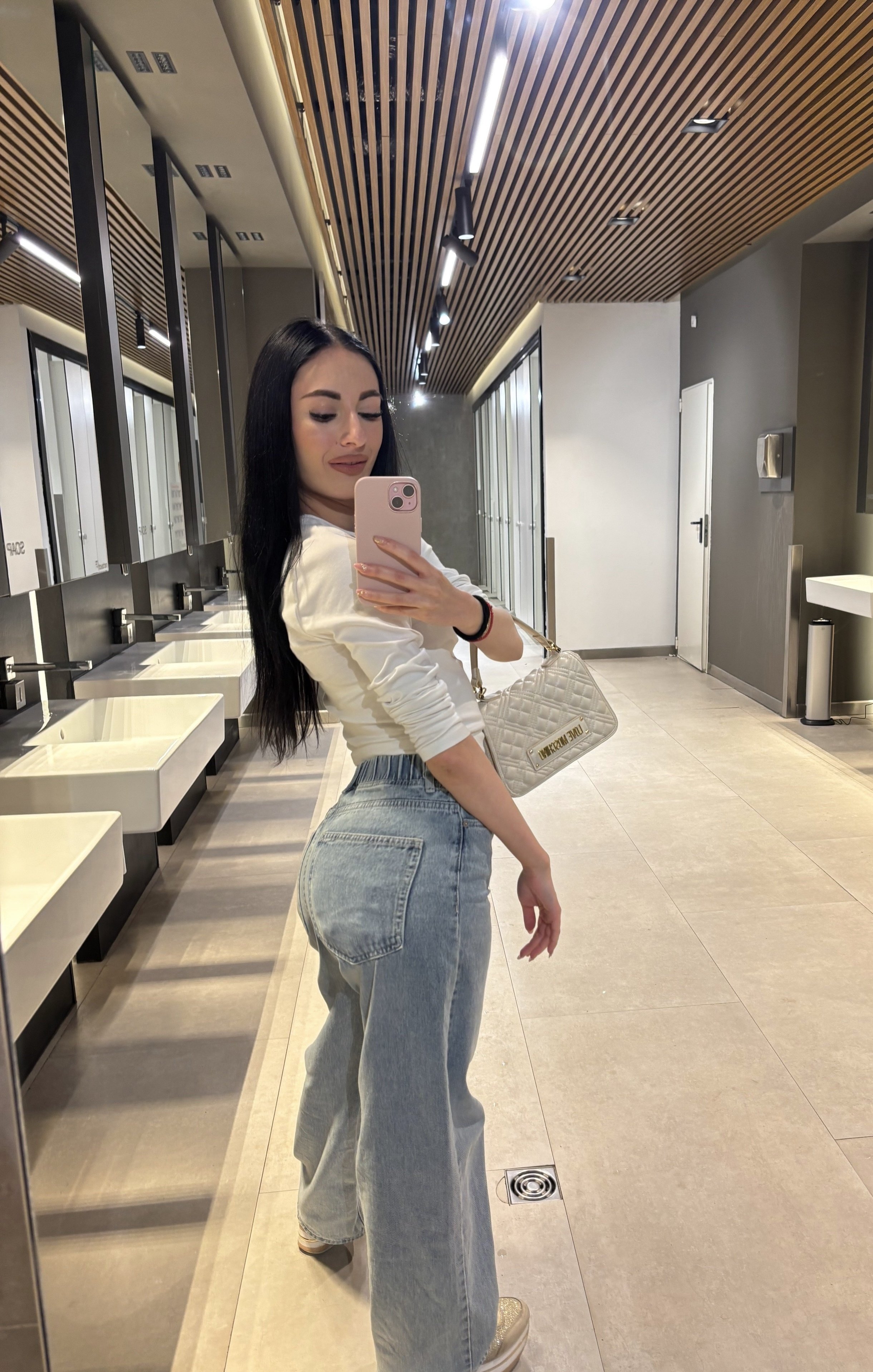 reeahxx from Jerkmate