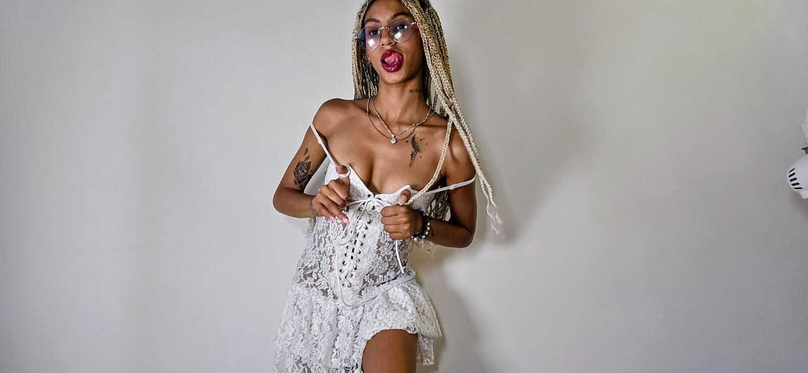ravenna_shelby from Jerkmate