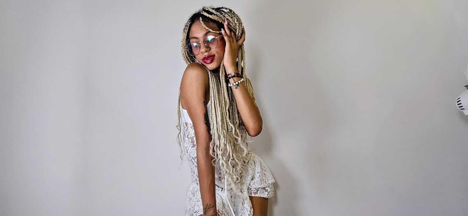 ravenna_shelby from Jerkmate