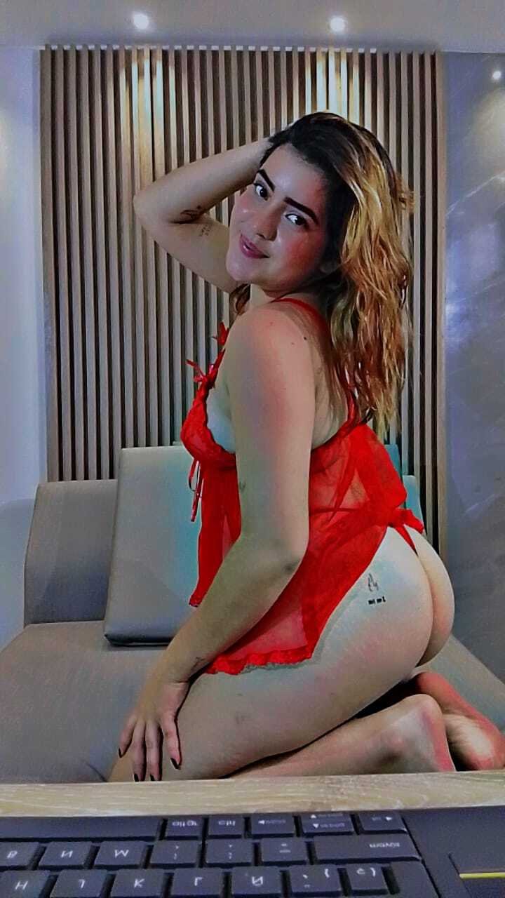 SamanthaMett
