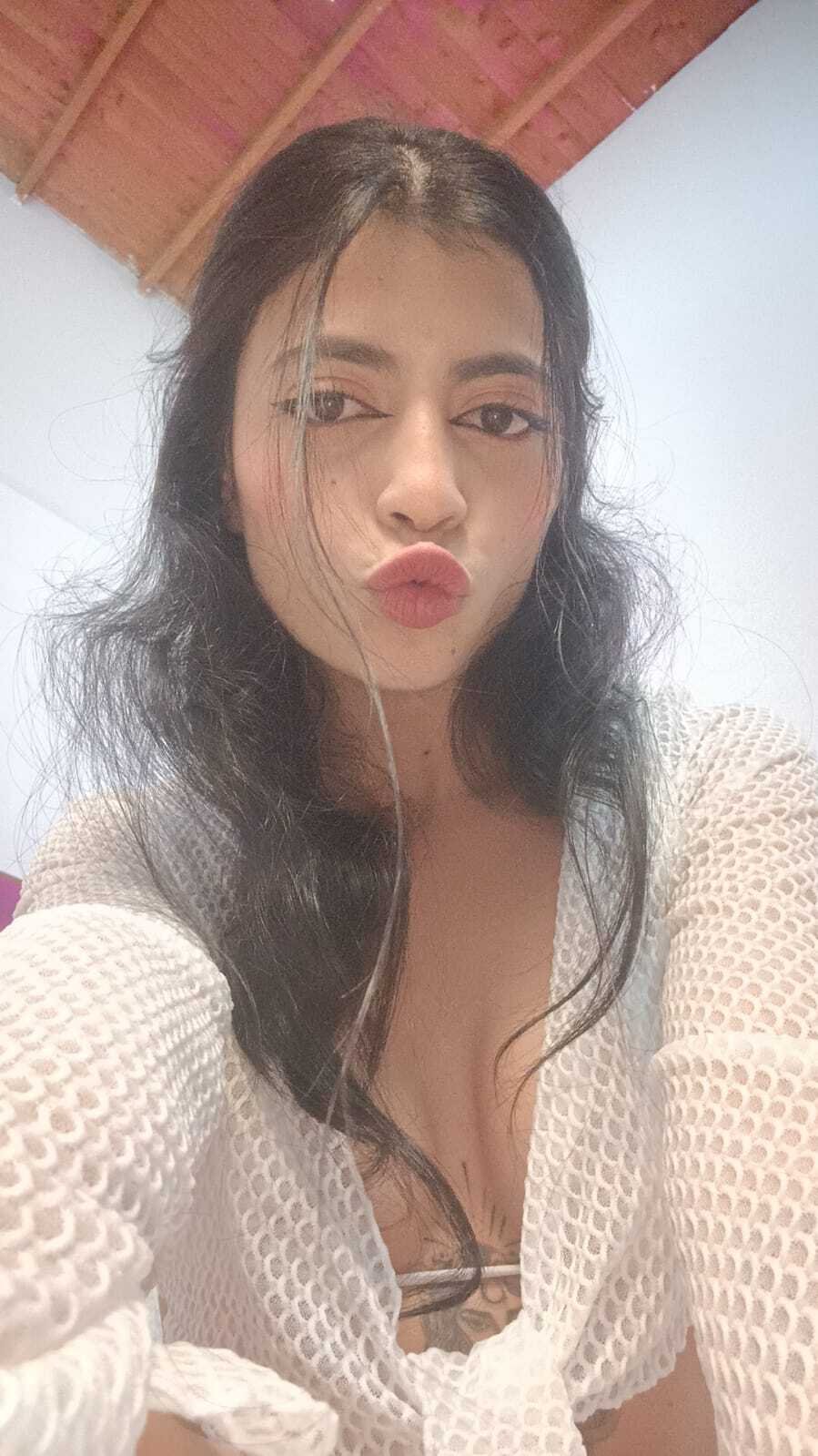 sarafernandez from Jerkmate