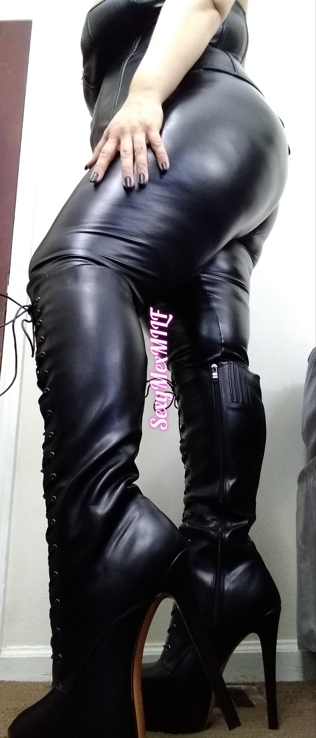SexyMexMILF