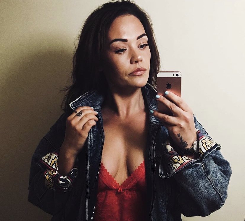sexypepperuk from Jerkmate