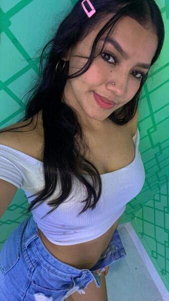 Sofia_shy