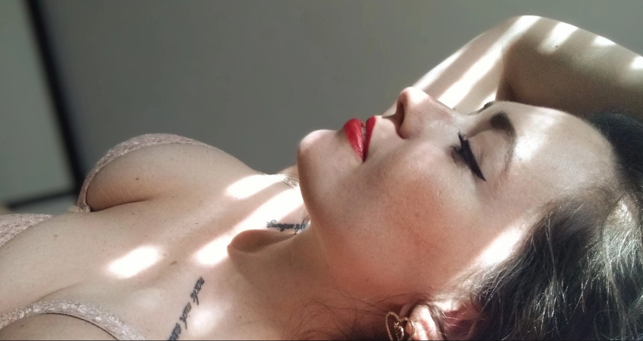 sophiawren from Jerkmate