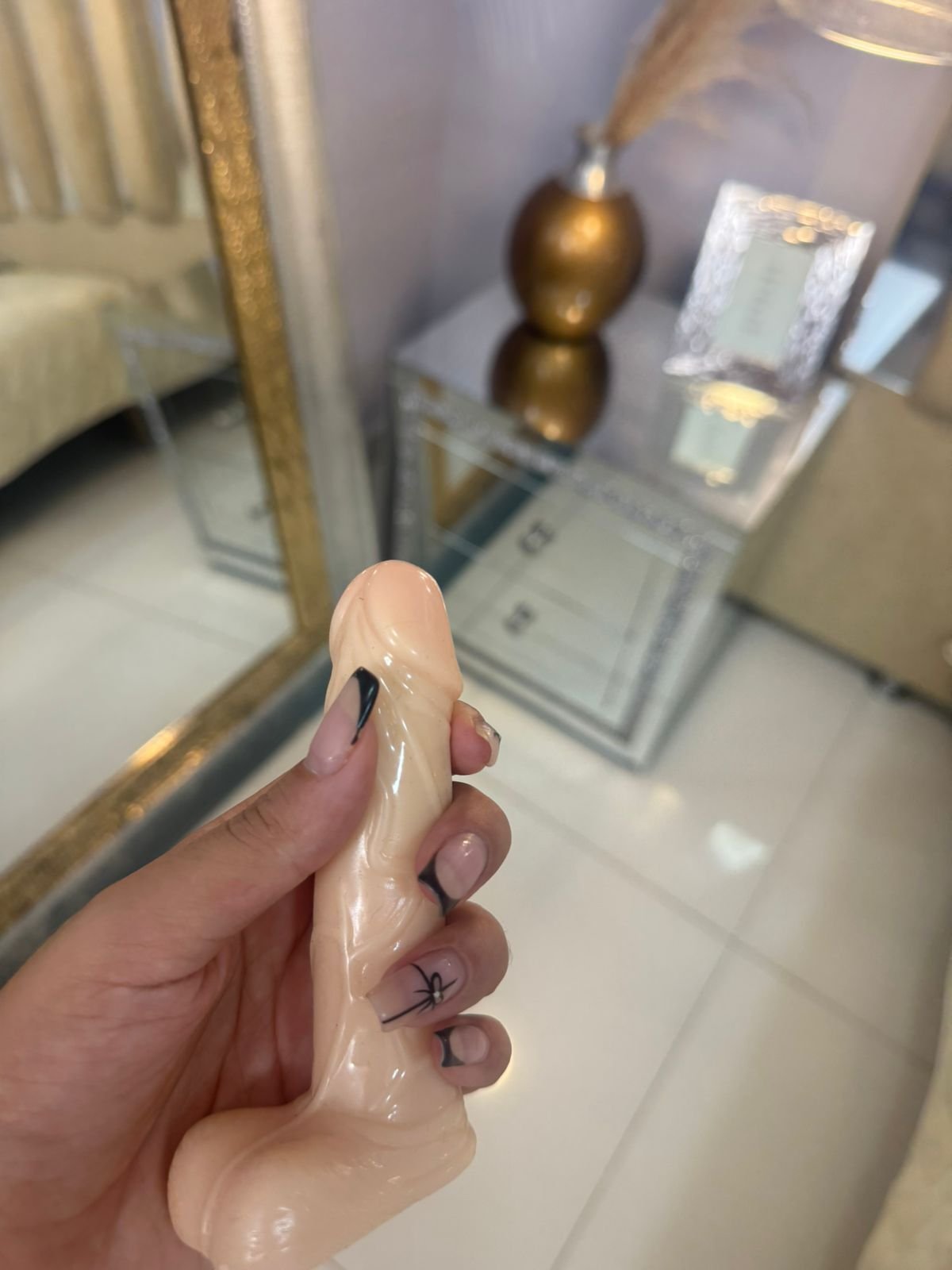 tania_bigass from Jerkmate