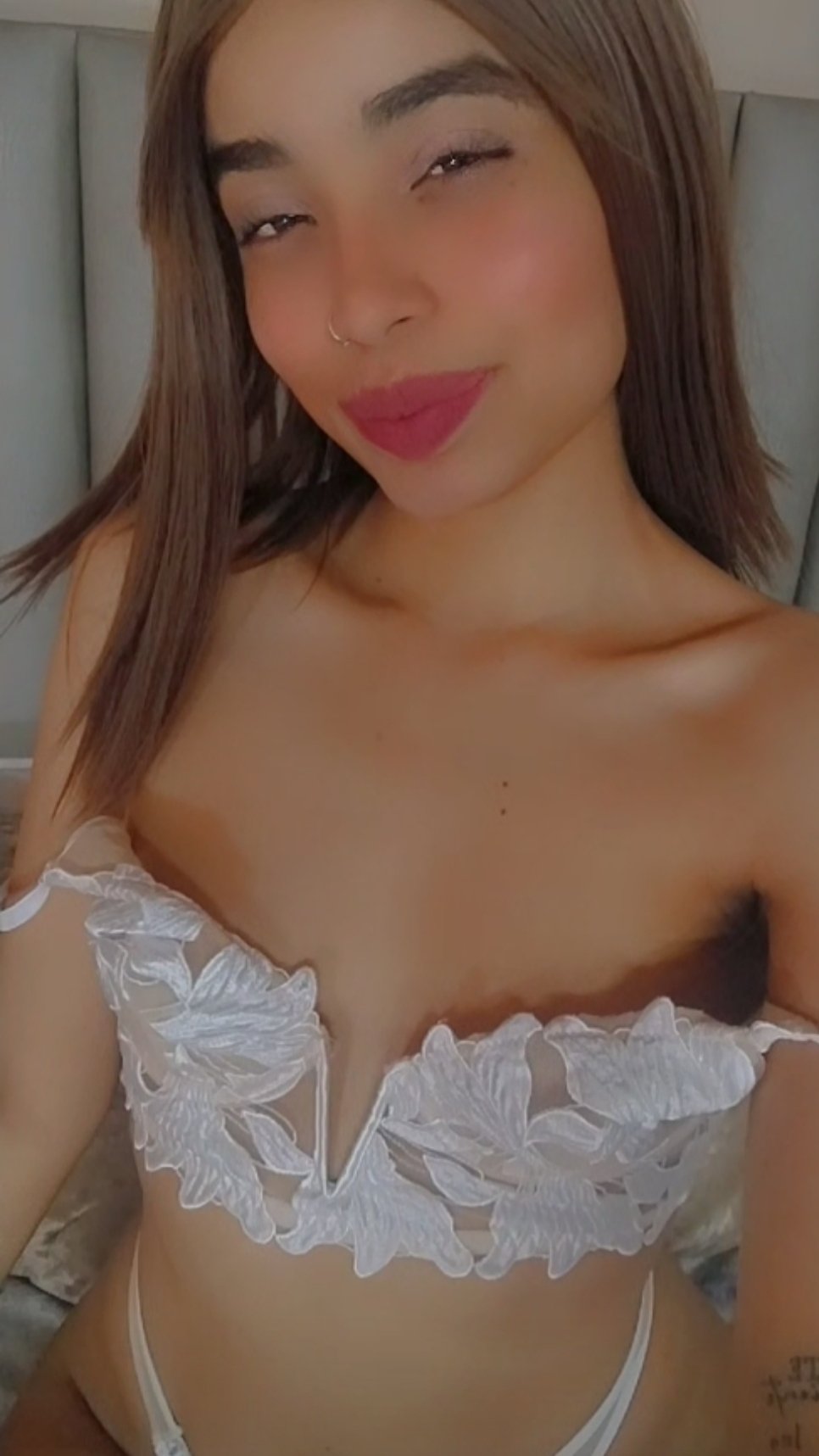 tessa_thomp from Jerkmate