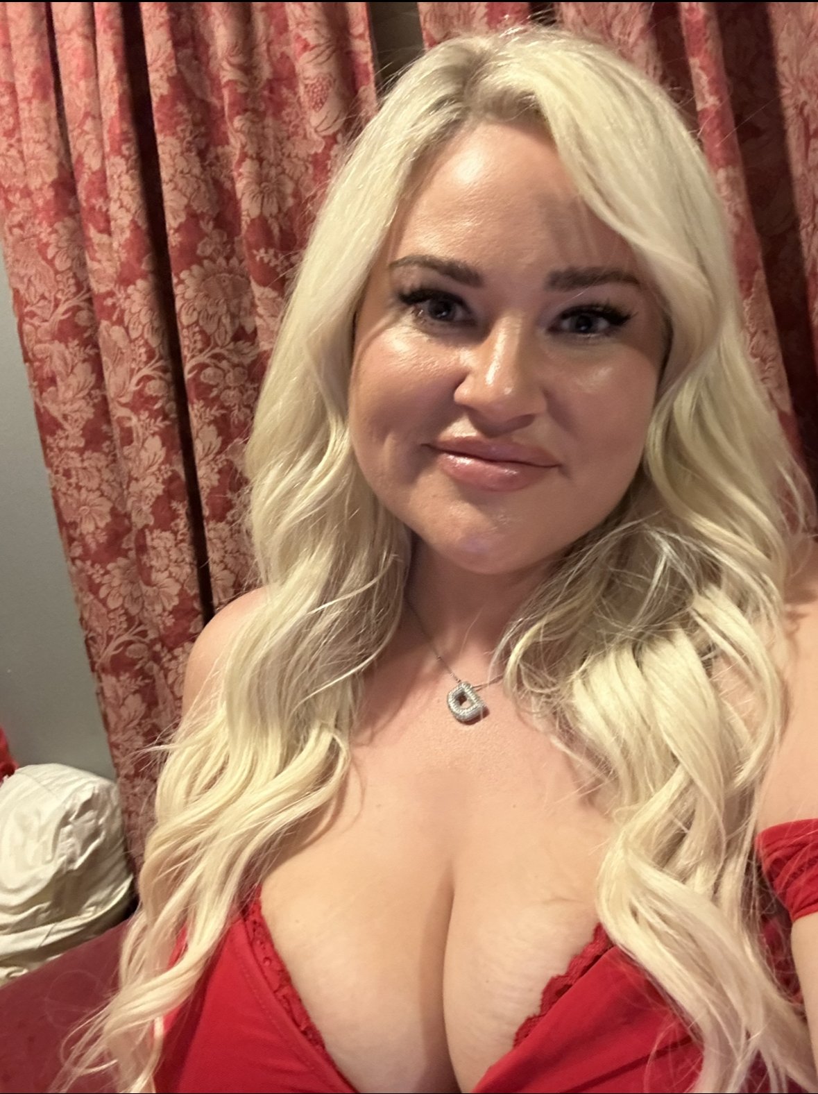 tatianathicc from Jerkmate