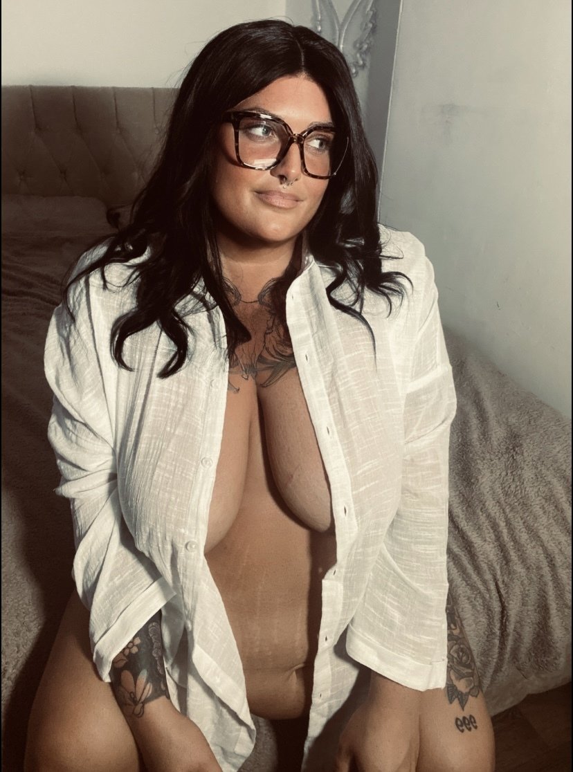 tattooed_princess_uk from Jerkmate