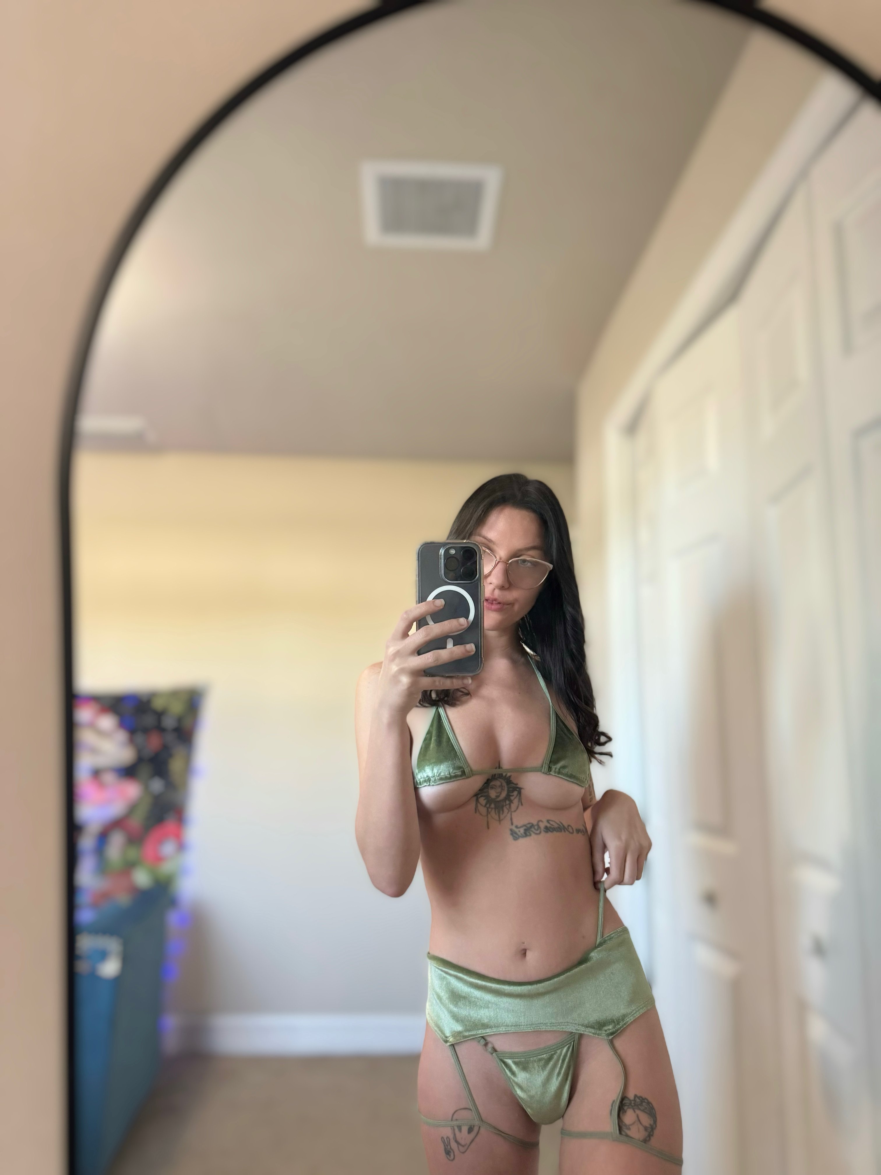 taylorvause from Jerkmate