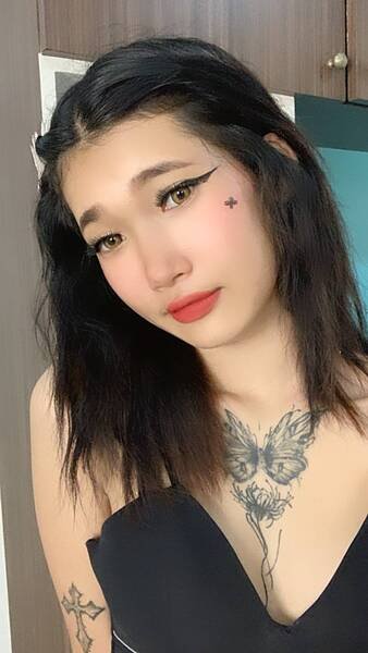 thaimasseuse18 from Jerkmate