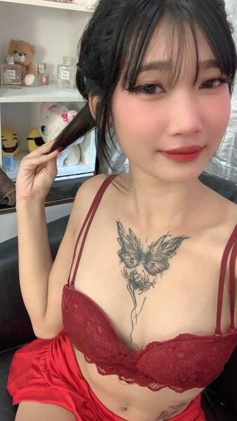 thaimasseuse18 from Jerkmate