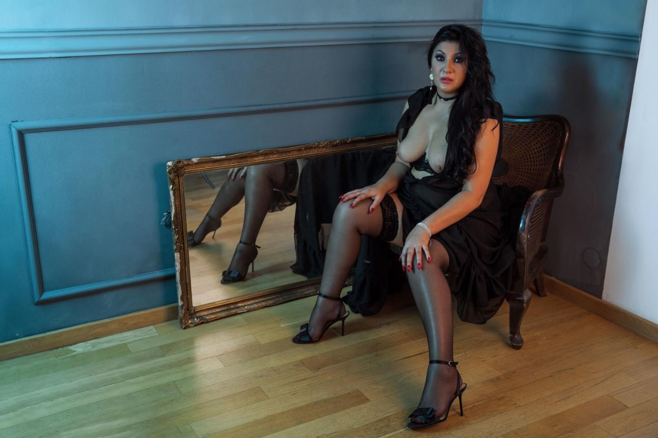 TheOneRoseGoddess