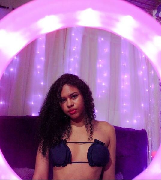 Tiana_Ebony18