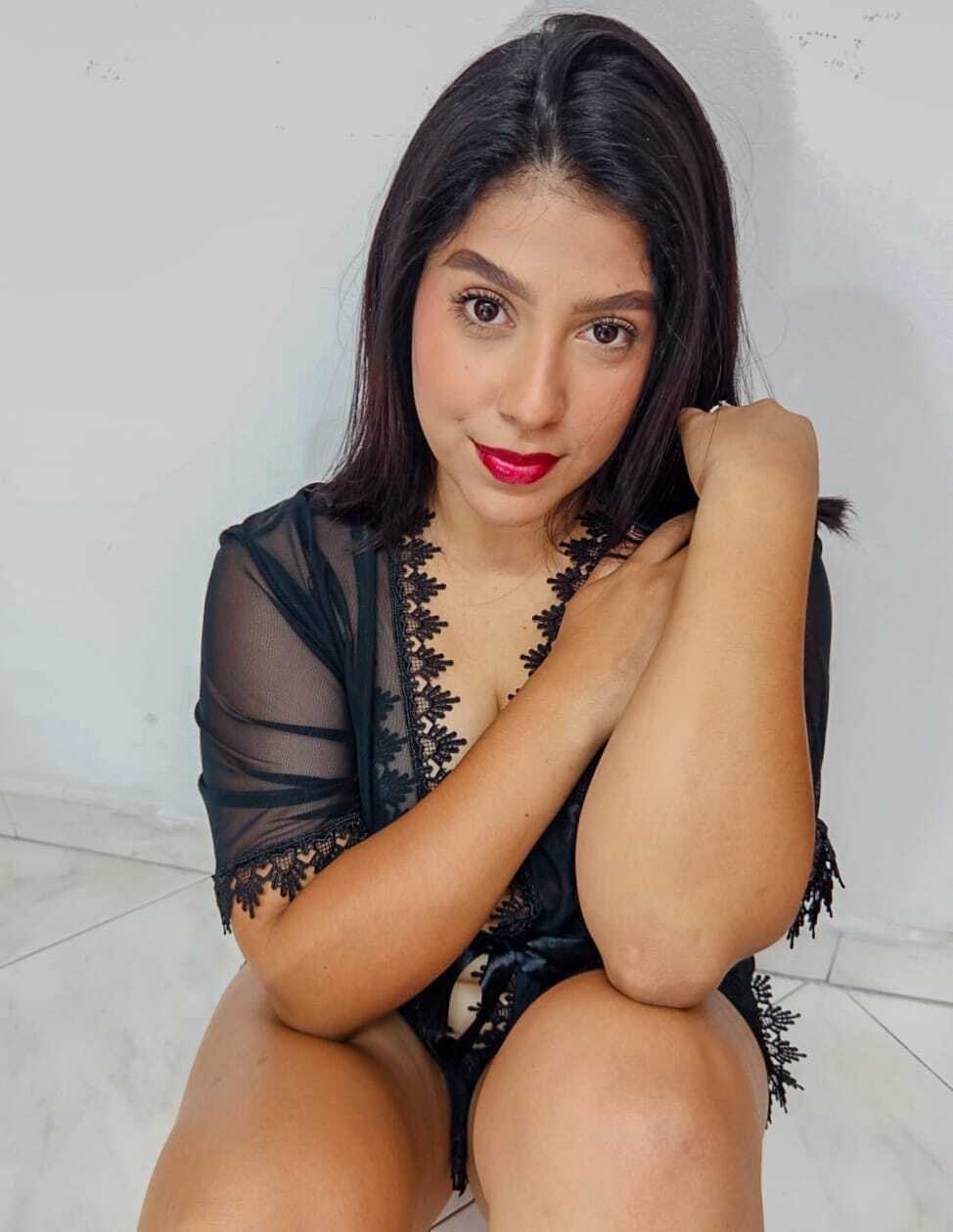 VICTORIA_RAZO