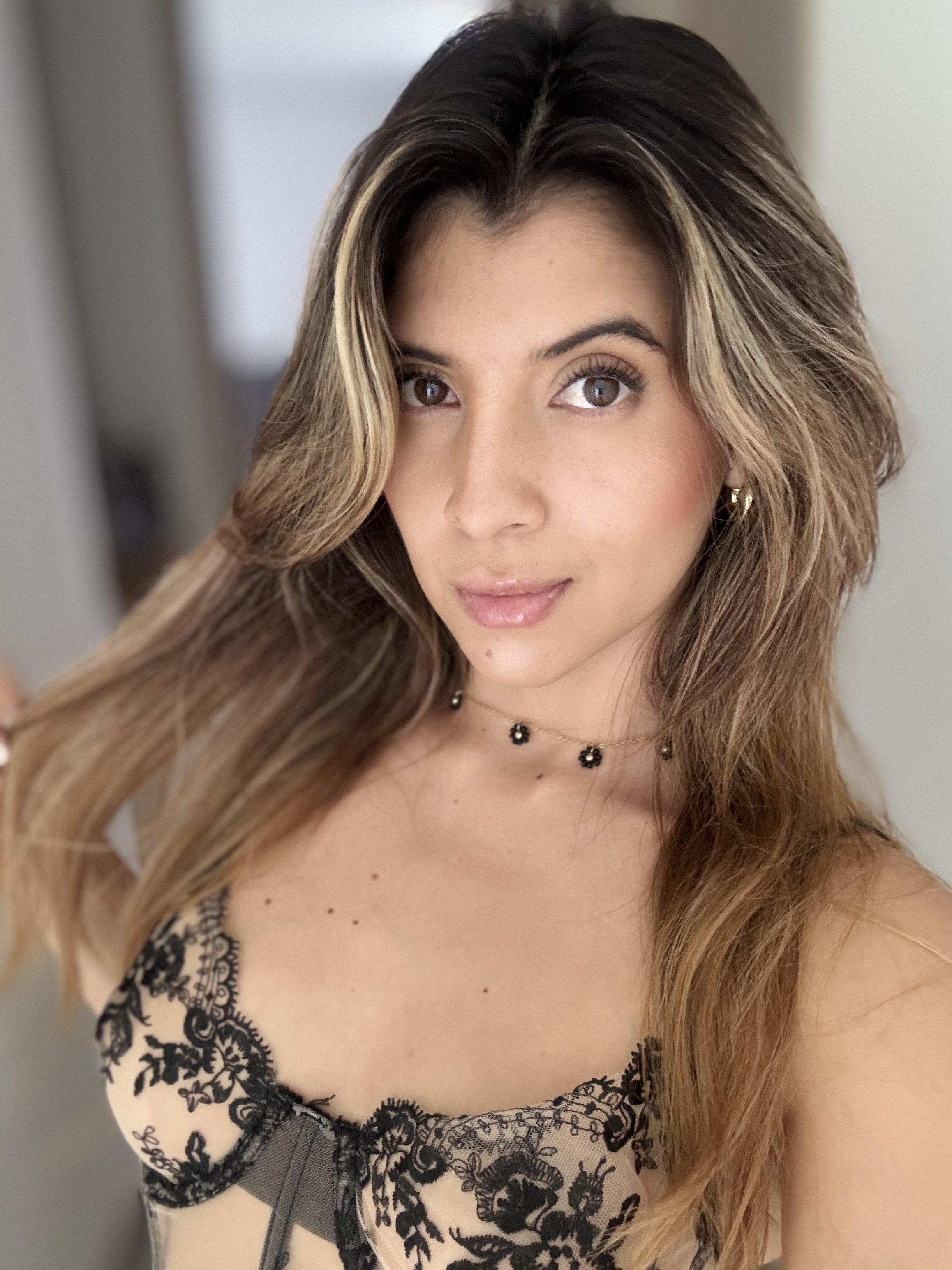 valentinacastillo from Jerkmate