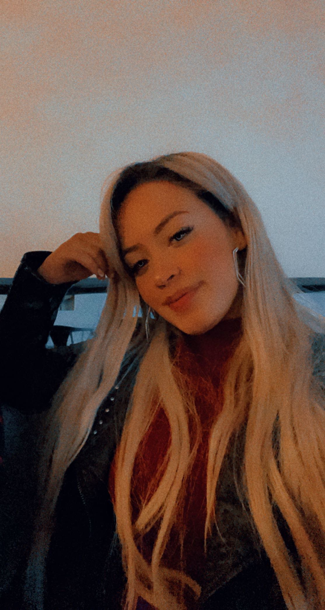 ValeriaFox18