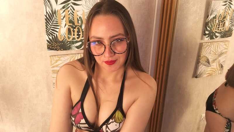 ValerieEstrada022