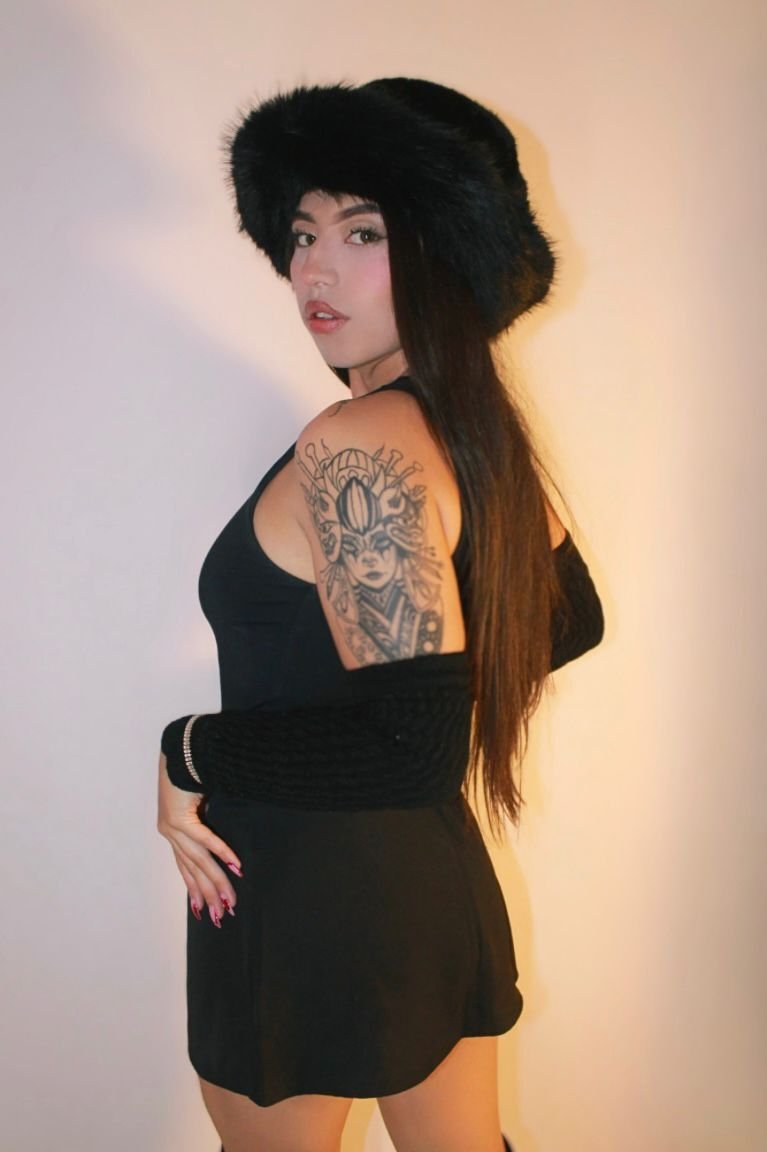 veronica_wilches from Jerkmate